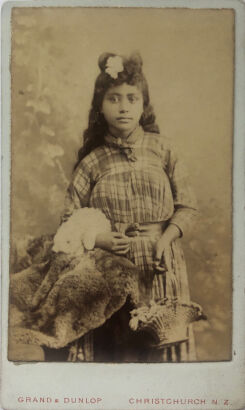 GRANT AND DUNLOP Carte de Visite of a Māori Child