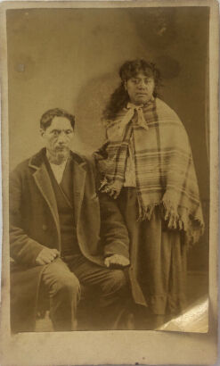 WILLIAM ANDREWS COLLIS Carte de Visite of a Māori Couple