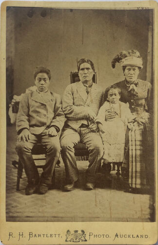 R H BARTLETT Rewi Maniapoto and Family