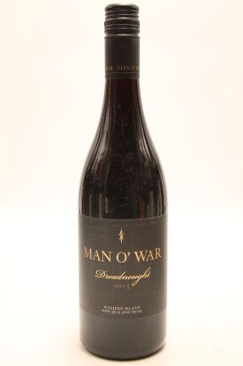 (1) 2015 Man O' War Dreadnought Syrah, Waiheke Island