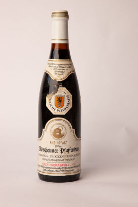 (1) 1976 Morzheimer Pfaffenberg Trockenbeerenauslese, Rheingau