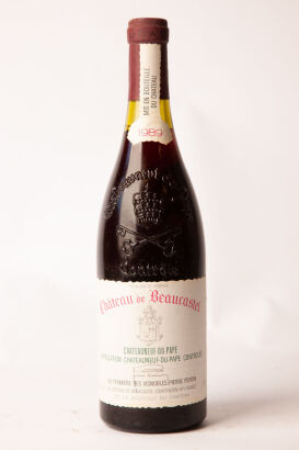 (1) 1989 Chateau Beaucastel Chateauneuf du Pape