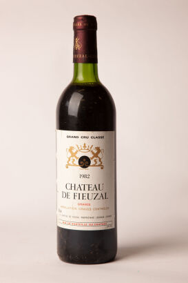 (1) 1982 Chateau de Fieuzal, Graves