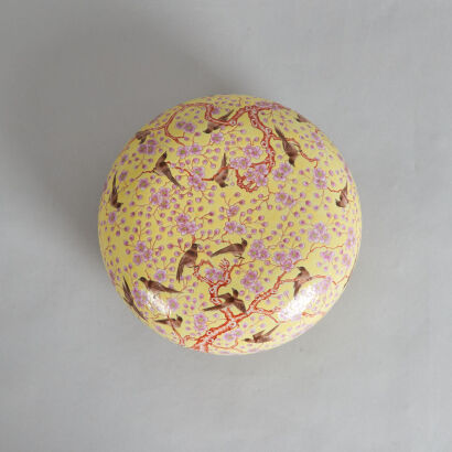A Chinese Yellow-ground 'Magpie and Prunus' Box and Cover (Tongzhi Nian Zhi Mark)