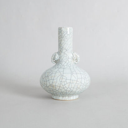 A Chinese Crackle-glazed Vase with Two Handles (Da Qing Qianlong Nian Zhi Mark)