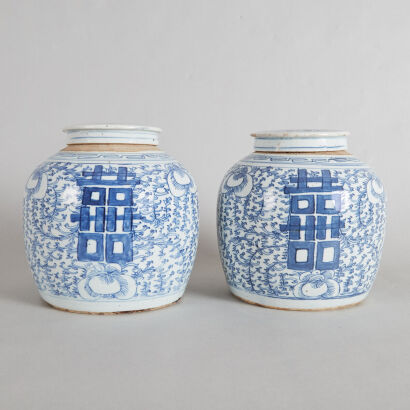 A Pair of Chinese Mid/Late Qing Dynasty Blue and White Lidded Jars