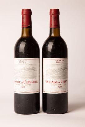 (2) 1985 Domaine de Chevalier, Graves