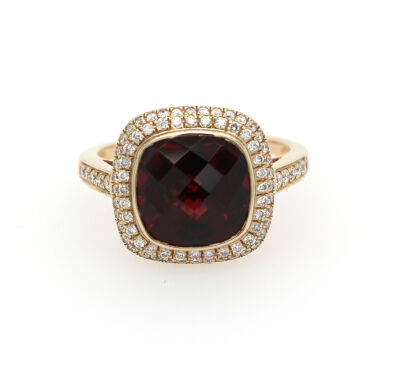 9ct Garnet and Diamond Ring