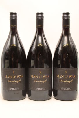 (3) 2015 Man O' War Dreadnought Syrah, Waiheke Island, 1500ml
