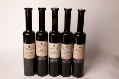 Muirlea Rise Apres-Liqueur Pineau Style Pinot 1994, 1995, 1996, 1997, 1998: five bottle in one lot