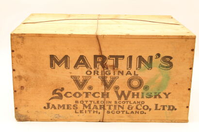 (12) Martin's Original V.V.O Blended Scotch Whisky, (OWC). An original case dated 1964.