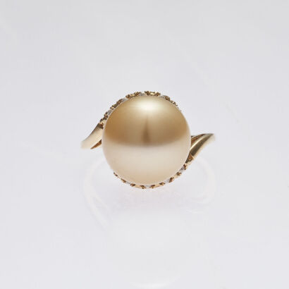 18ct South Sea Pearl and Diamond Ring