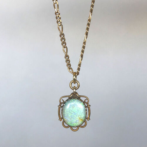 9ct Opal Pendant on Chain