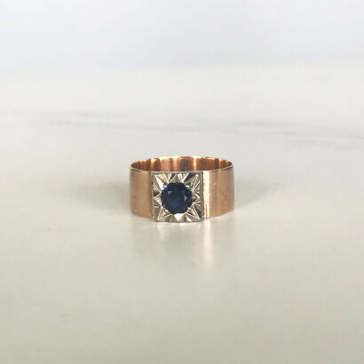 9ct Rose Gold and Sapphire Ring