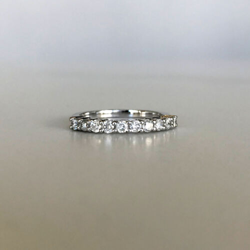 18ct Diamond Ring