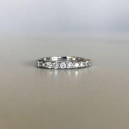 18ct Diamond Ring