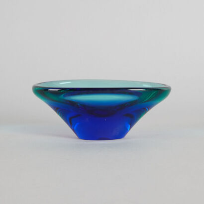 A Scandinavian Art Glass Bowl