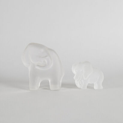 A Pair of Art Glass Elephant Ornaments