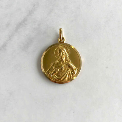18ct Religious Pendant
