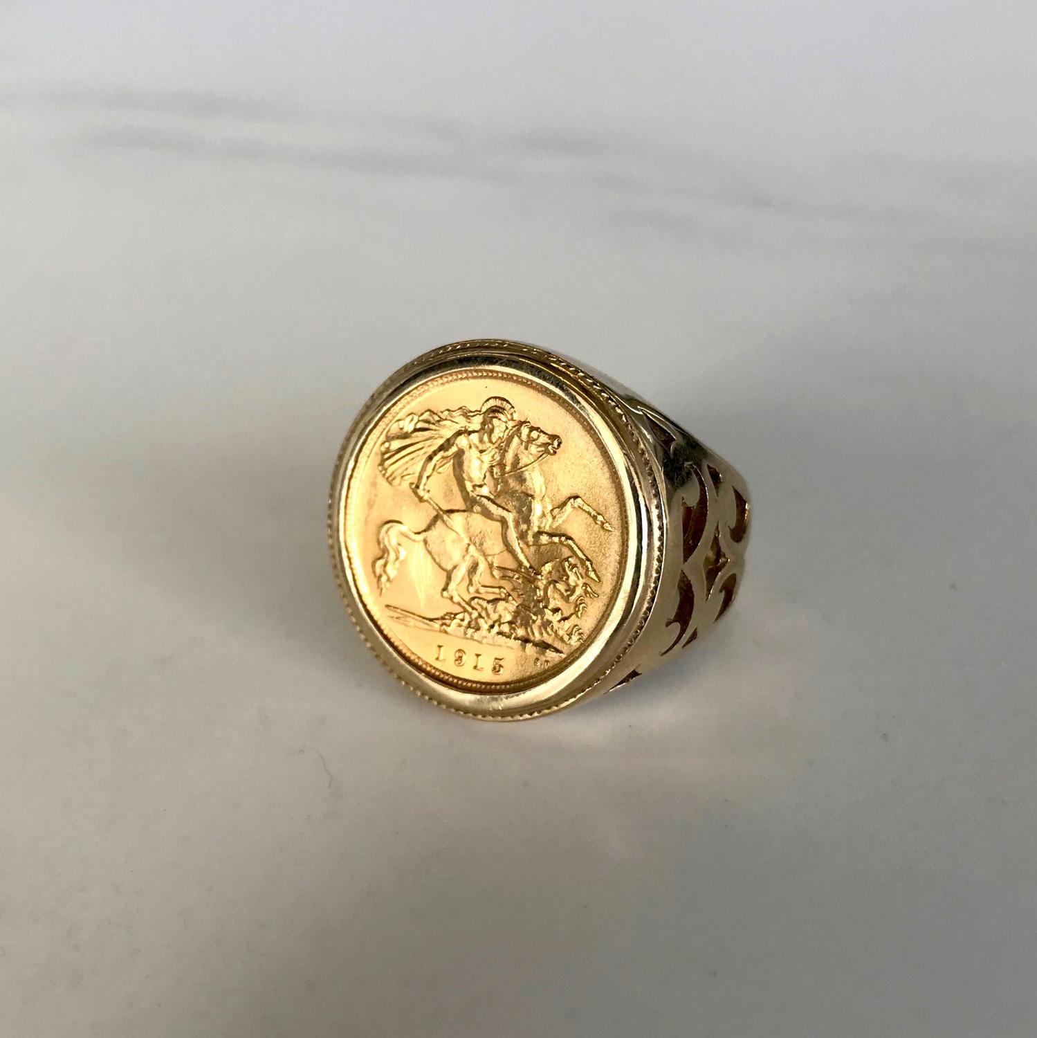 9ct Gold Sovereign Ring - Price Estimate: $1000 - $1600