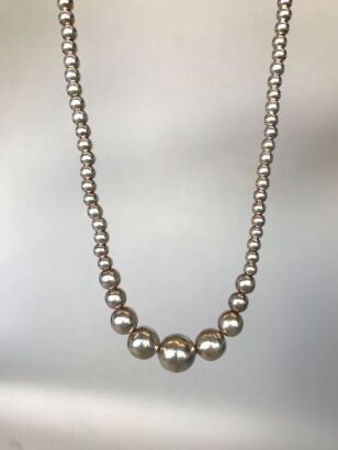 A Graduated Silver Ball Necklace