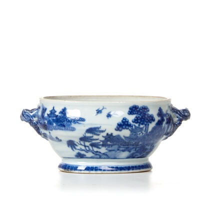 A Chinese Qing Dynasty Qianlong Period Blue and White Bowl with two handles and landscape pattern