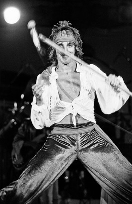 Rod Stewart - Western Springs Stadium, Auckland. March 1977