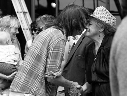 Neil Young - Orakei Marae, Auckland, February 1985