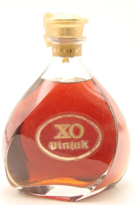 (1) Rubin Vinjak XO, Serbia 40% ABV