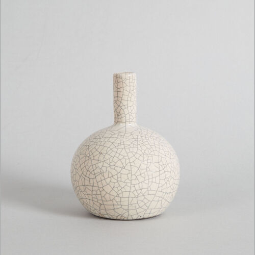 A Chinese Crackle-glazed Bottle Vase