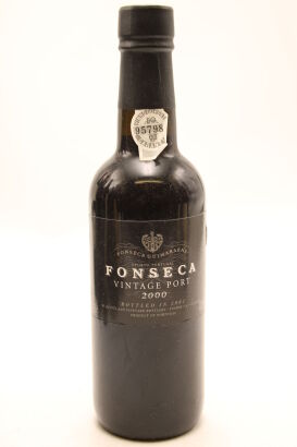 (1) 2000 Fonseca Vintage Port, Portugal 375ml [JR17] [RP96] [WS94]