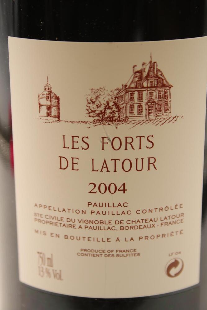 1) 2004 Chateau Latour 'Les Forts de Latour', Pauillac [JR16.5]