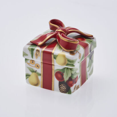 Tiffany & Co Holiday Garland Christmas Ceramic Box
