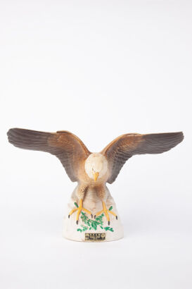 (1) Jim Beam Bourbon Whiskey Bald Eagle Decanter with box