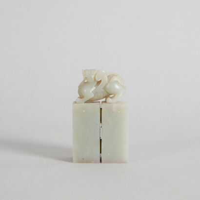 A Chinese Beast-knob Jade Seal