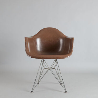 A DAR Chair By Charles & Ray Eames for Herman Millar