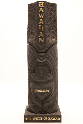 (1) Hawaiian Royal Okolehao Oke Black Lava Tiki Decanter