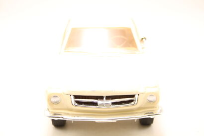 (1) Jim Beam 1964 Ford Mustang Decanter Bottle (GB)