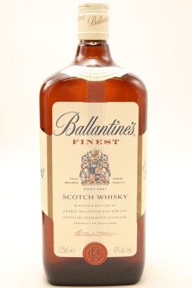 (1) Ballantines Finest Blended Scotch Whisky, 43% ABV, 1125ml