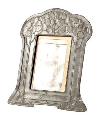 An English Pewter Art Nouveau Photo Frame