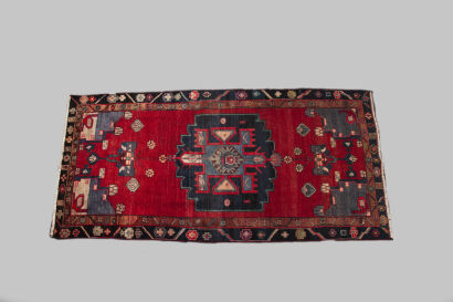 An Iranian Shiraz Rug