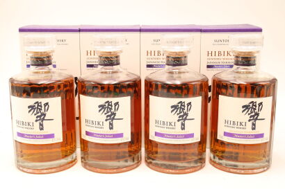 (4) Hibiki Japanese Harmony Master's Select Blended Whisky, 43% ABV, 700ml