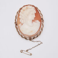 9ct Vintage Cameo