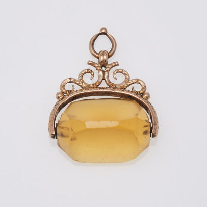 9ct Vintage Spinner Pendant