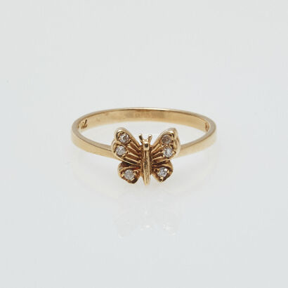 18ct Butterfly Diamond Ring