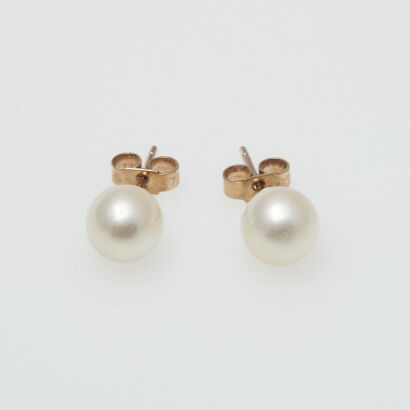 9ct Pearl Stud Earrings