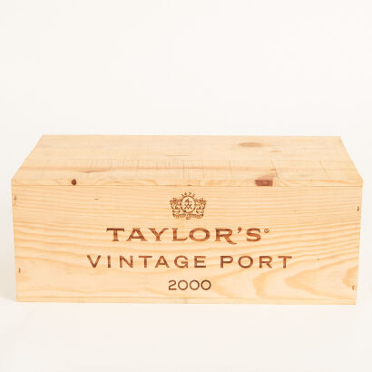 (6) 2000 Taylor Fladgate Vintage Port, Portugal [JR17.5] [WE96] [WS95] [RP98] (OWC)