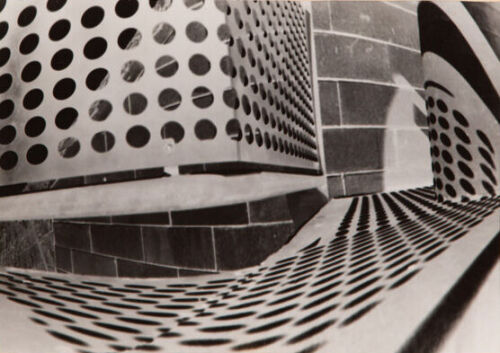 A collection of 6 unknown photographs