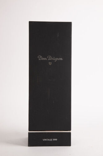 (1) 1999 Dom Perignon (GB) JR18.5