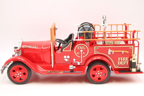 (1) Jim Beam Bourbon Whiskey Decanter 1930 Model A Ford Fire Engine with original box